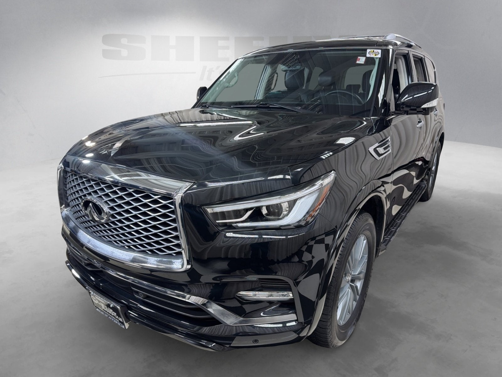 2024 INFINITI QX80 LUXE