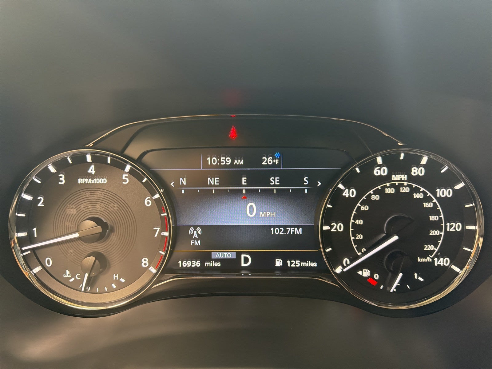 2024 INFINITI QX80 LUXE