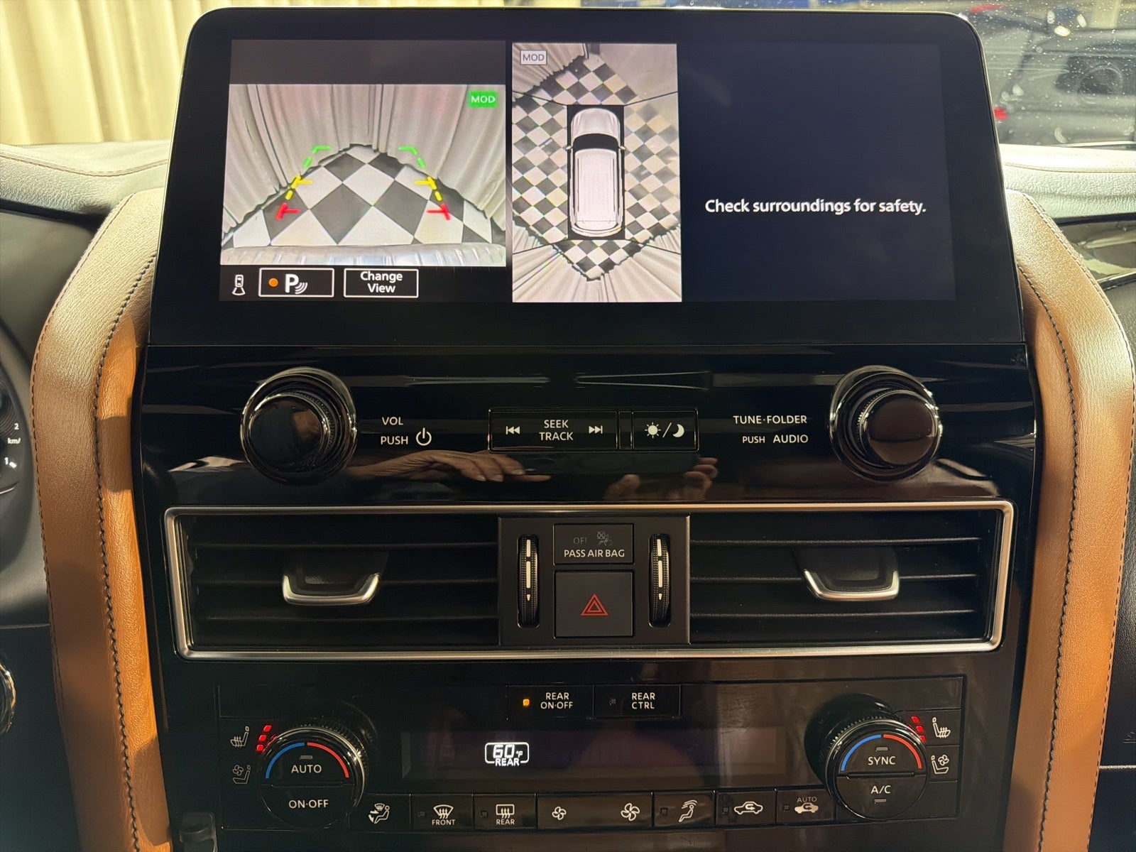 2022 INFINITI QX80 Sensory