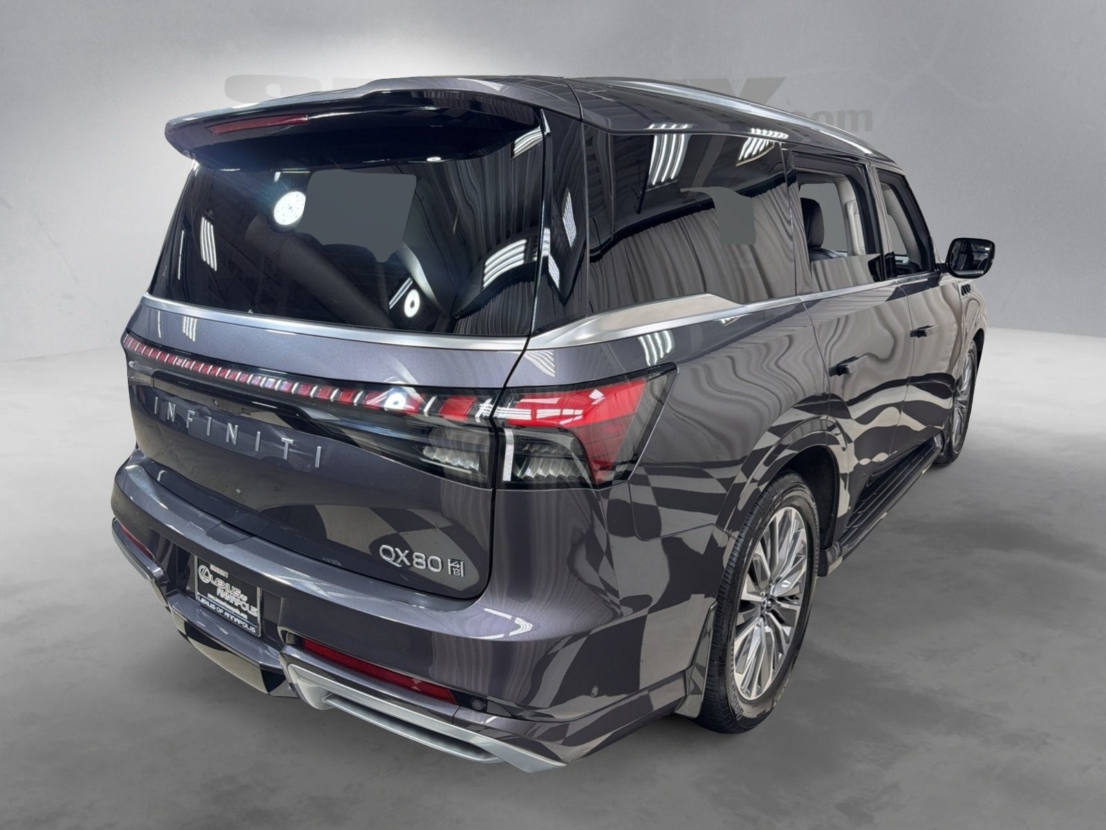 2025 INFINITI QX80 LUXE