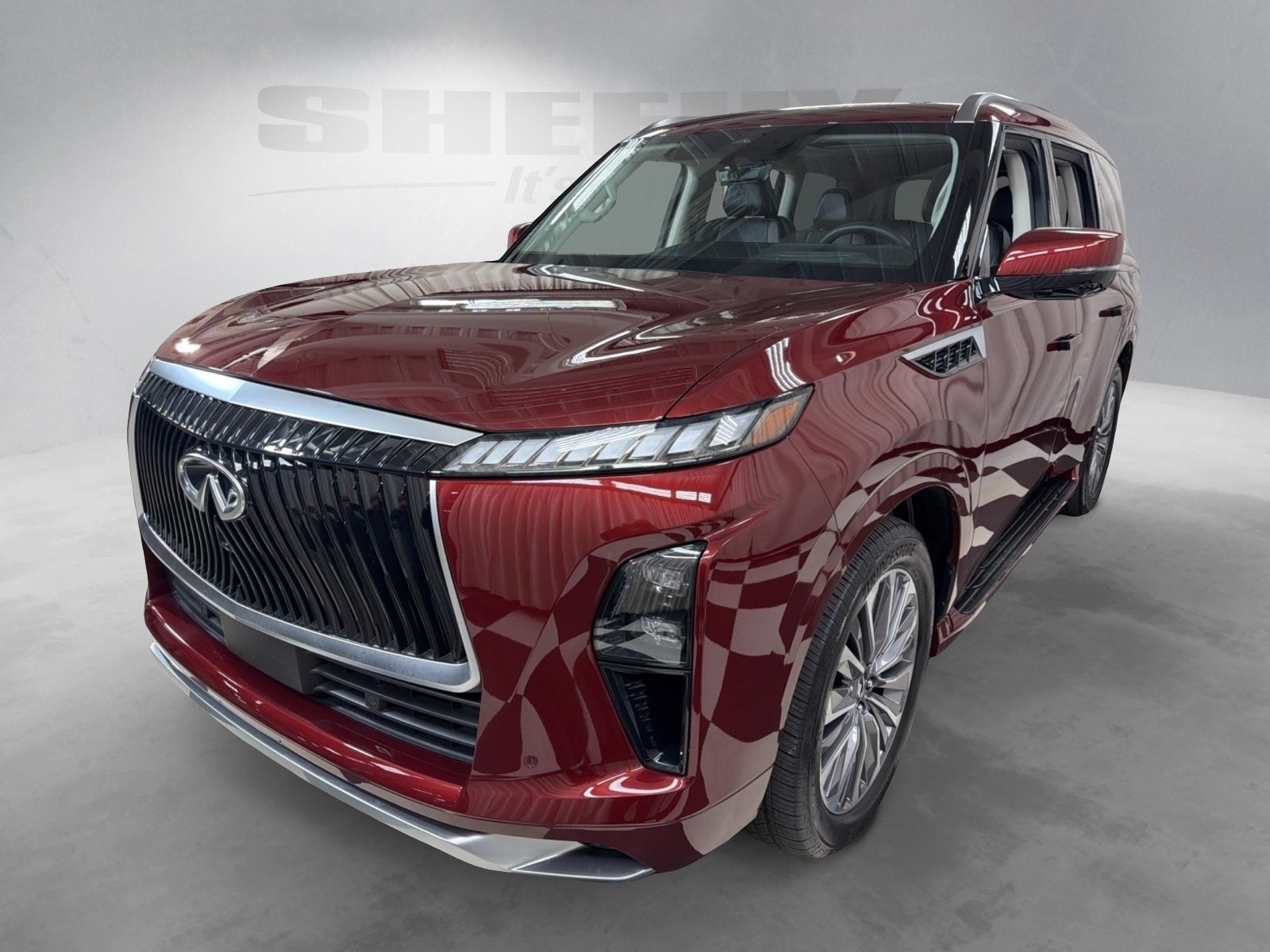 2025 INFINITI QX80 LUXE