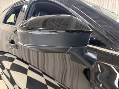 2025 Toyota Crown Signia XLE