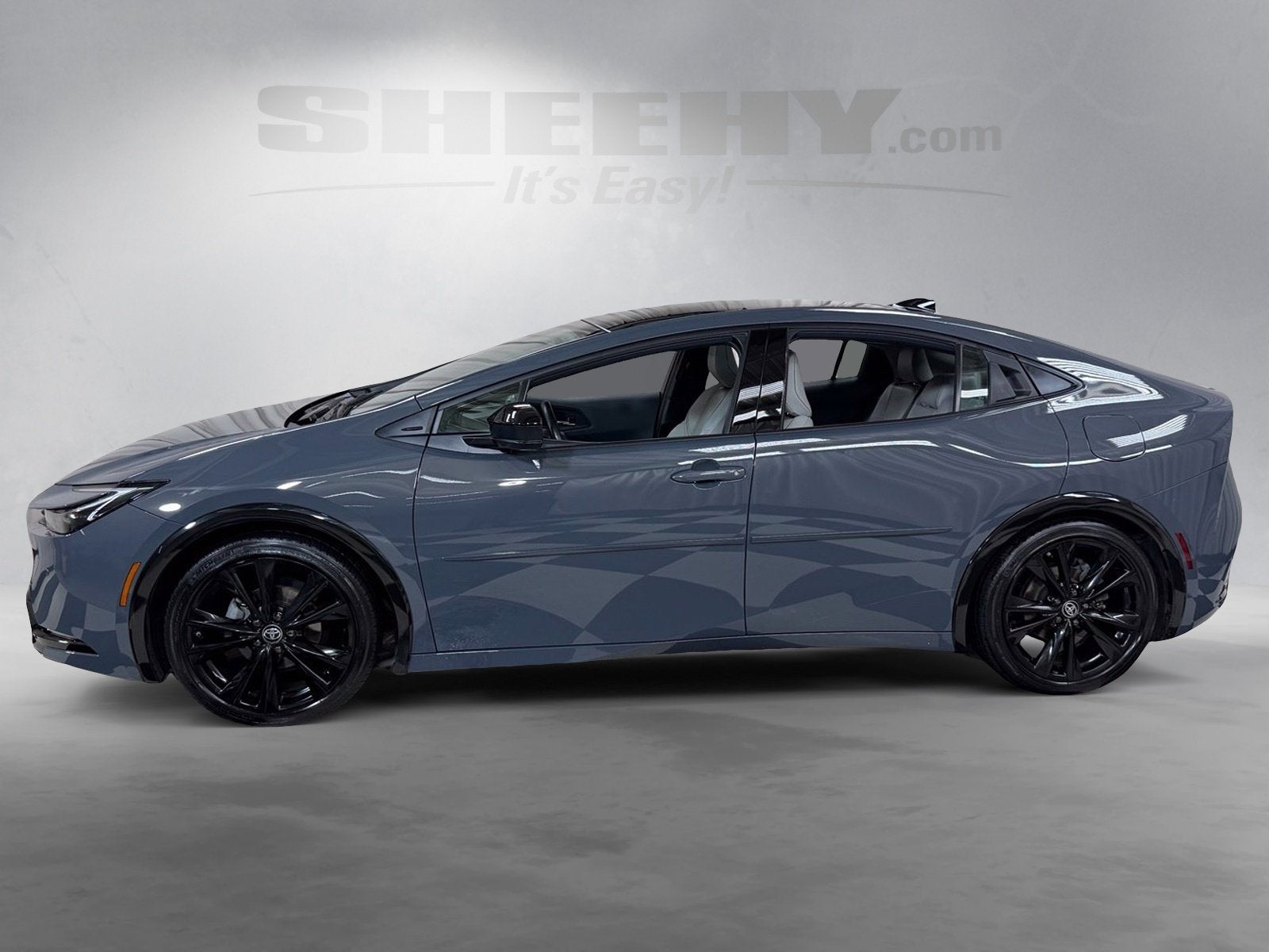 2023 Toyota Prius XLE
