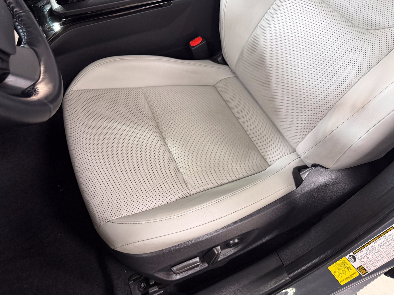 2023 Toyota Prius XLE