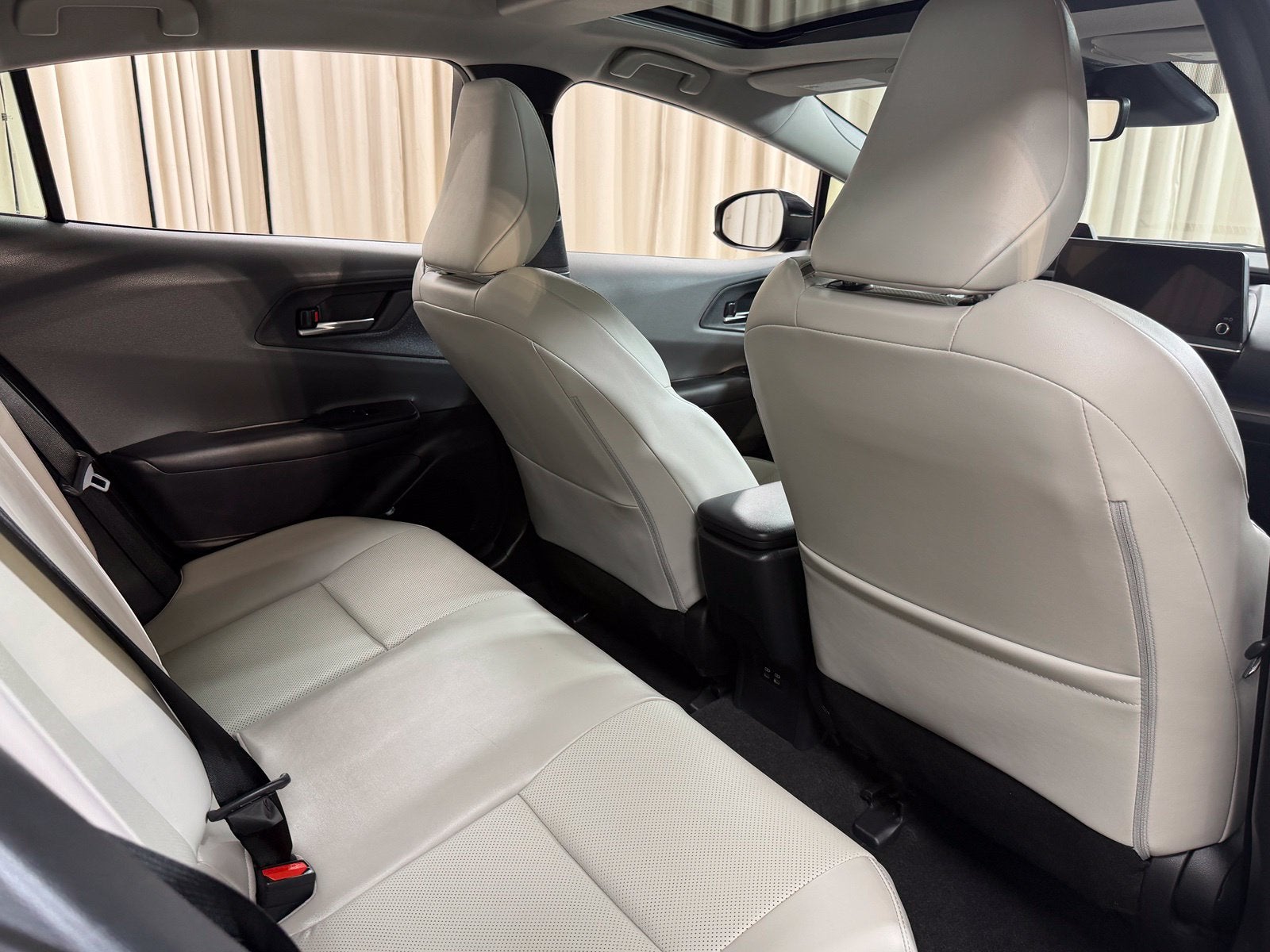 2023 Toyota Prius XLE