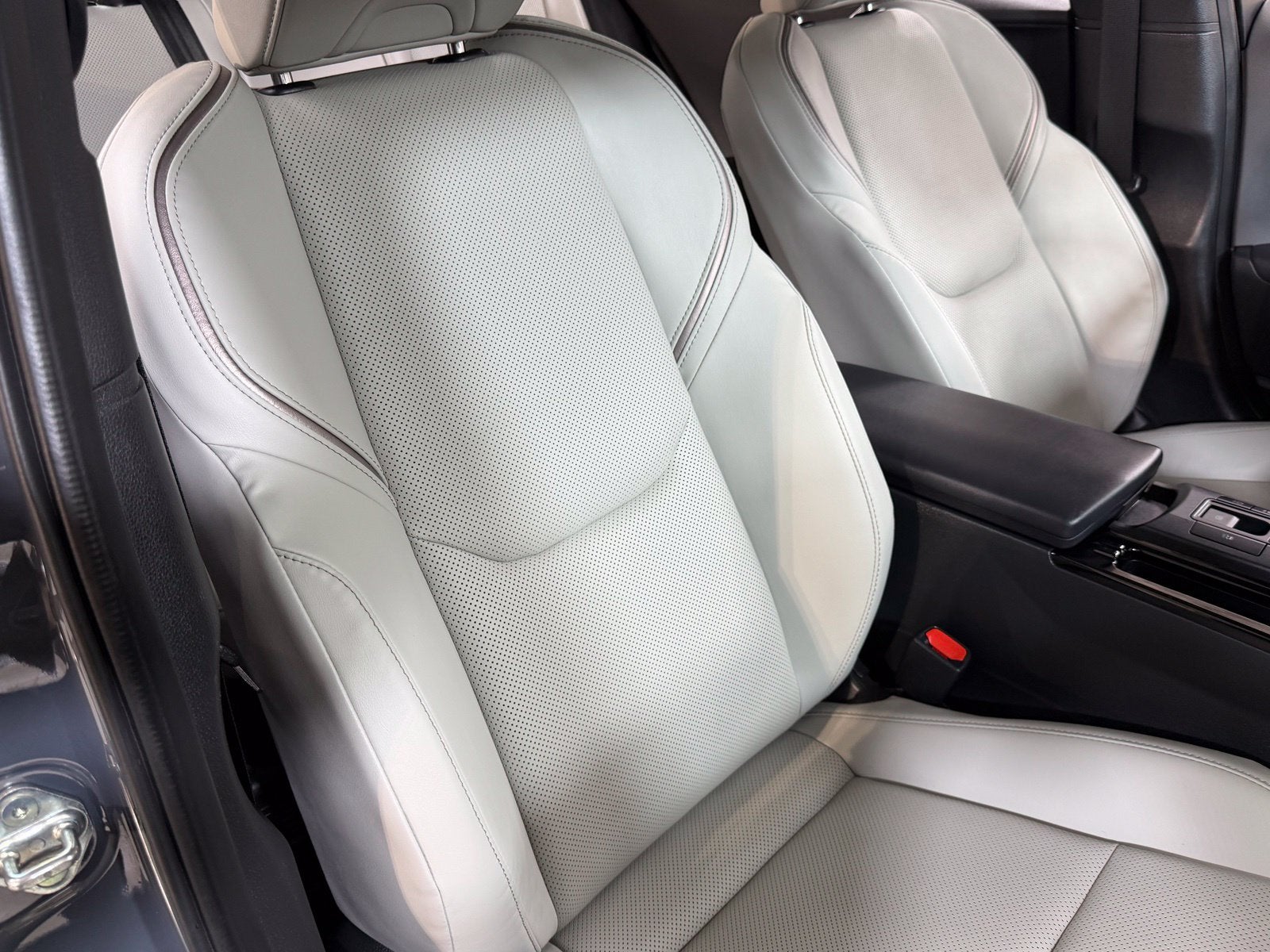 2023 Toyota Prius XLE