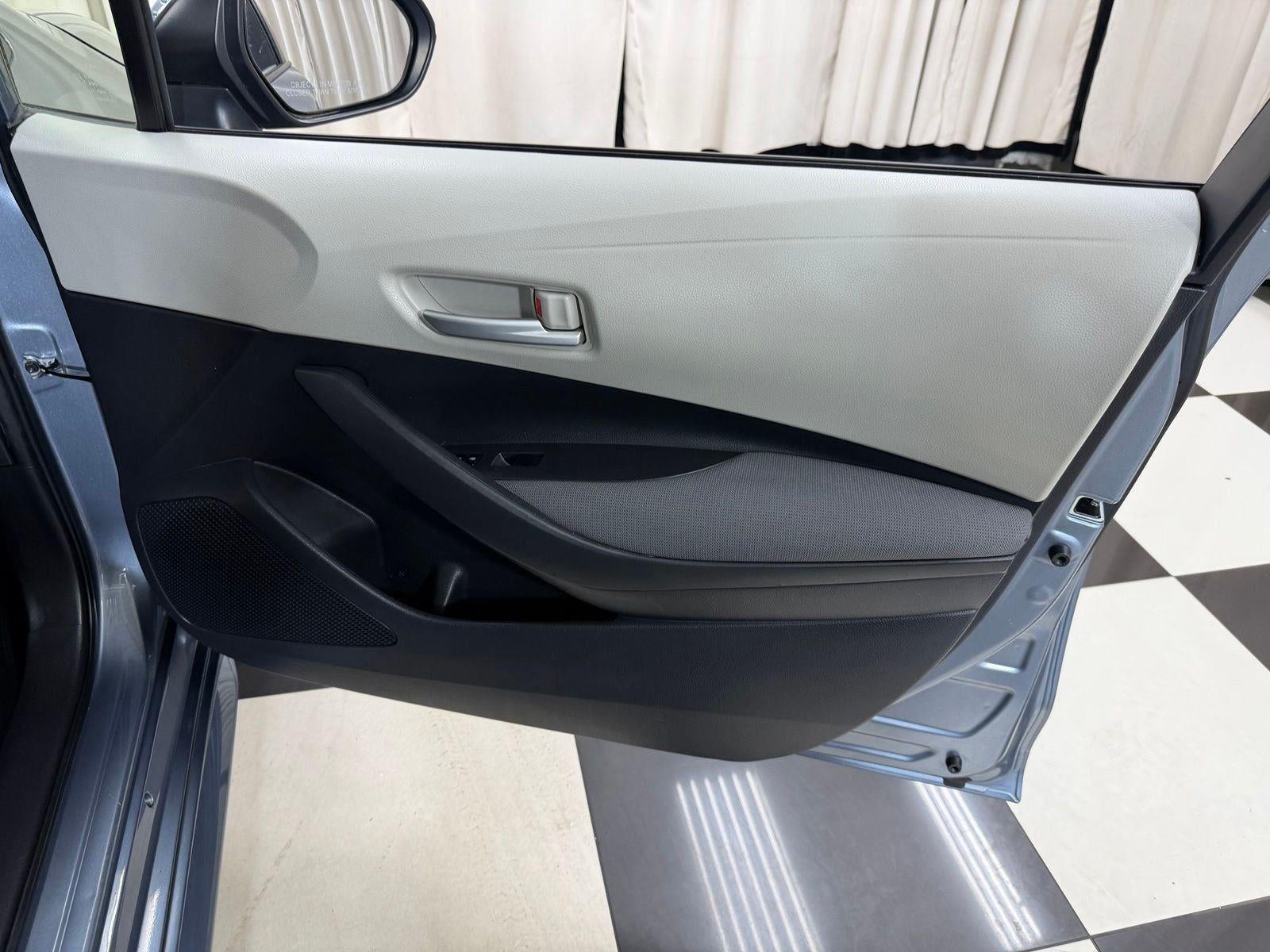 2021 Toyota Corolla Hybrid LE