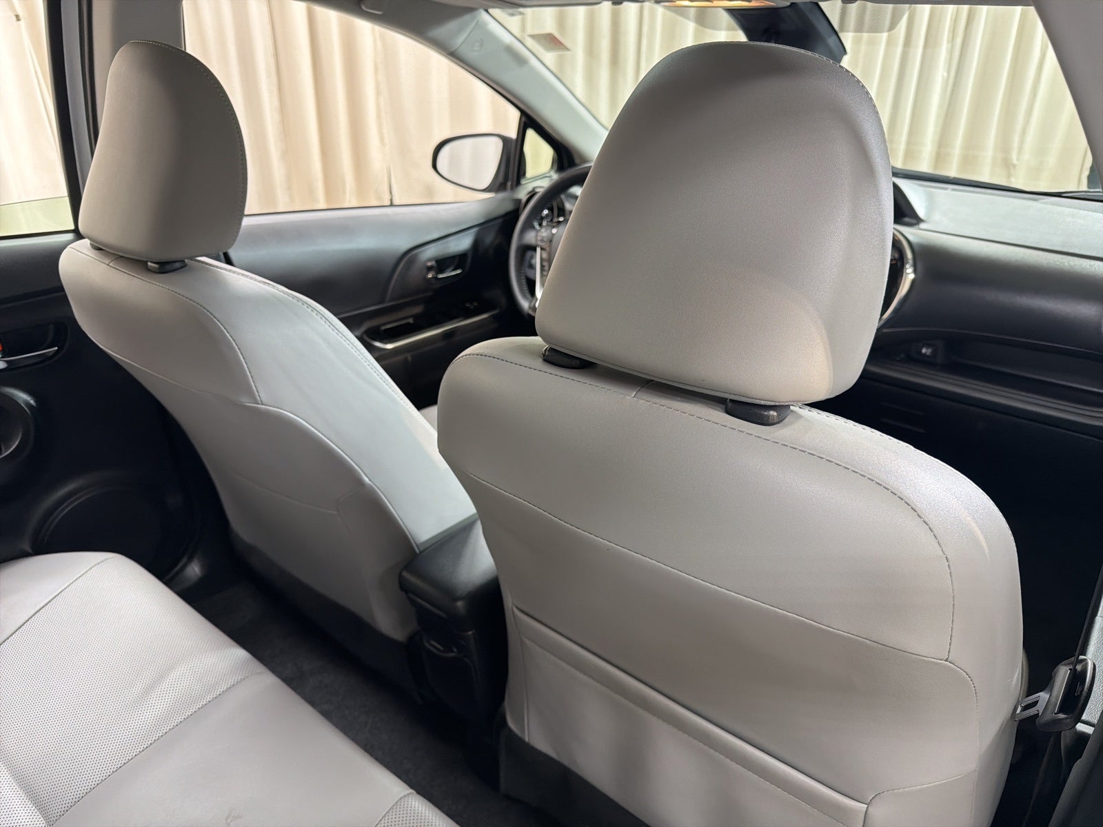 2018 Toyota Prius c Four