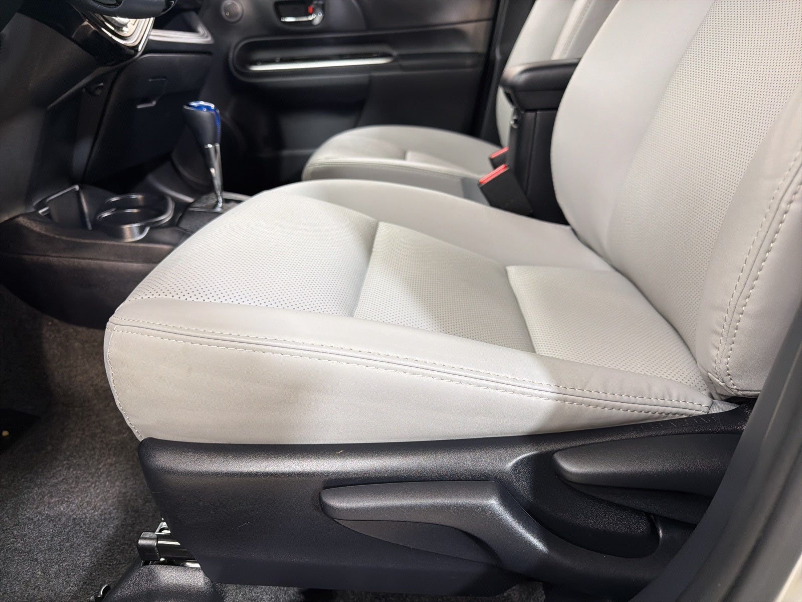 2018 Toyota Prius c Four