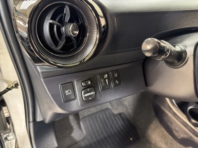 2018 Toyota Prius c Four