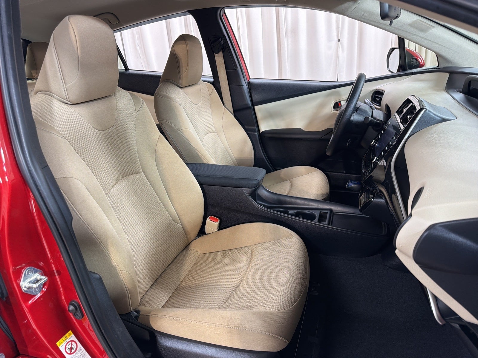 2022 Toyota Prius LE AWD-e