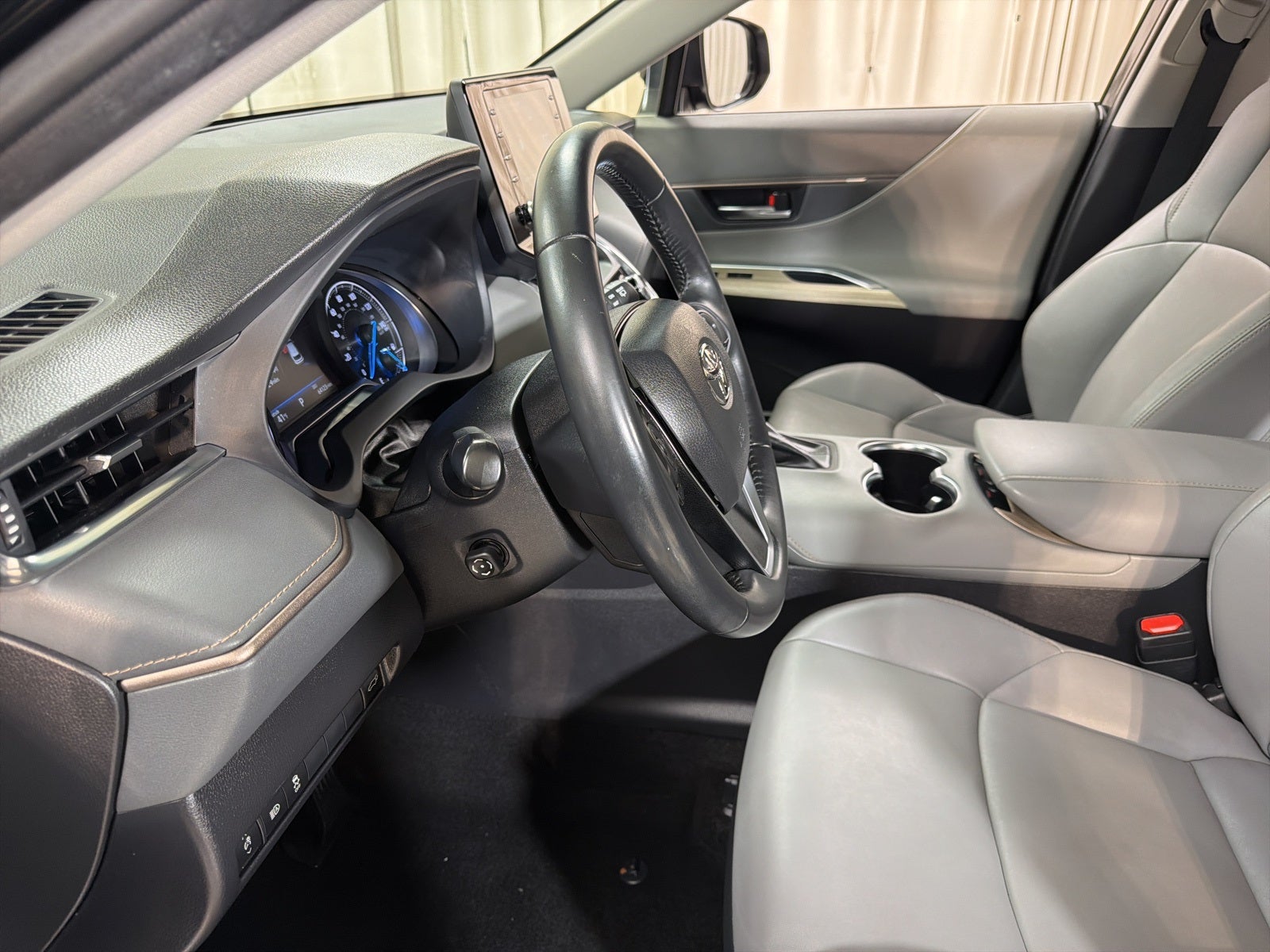 2022 Toyota Venza XLE