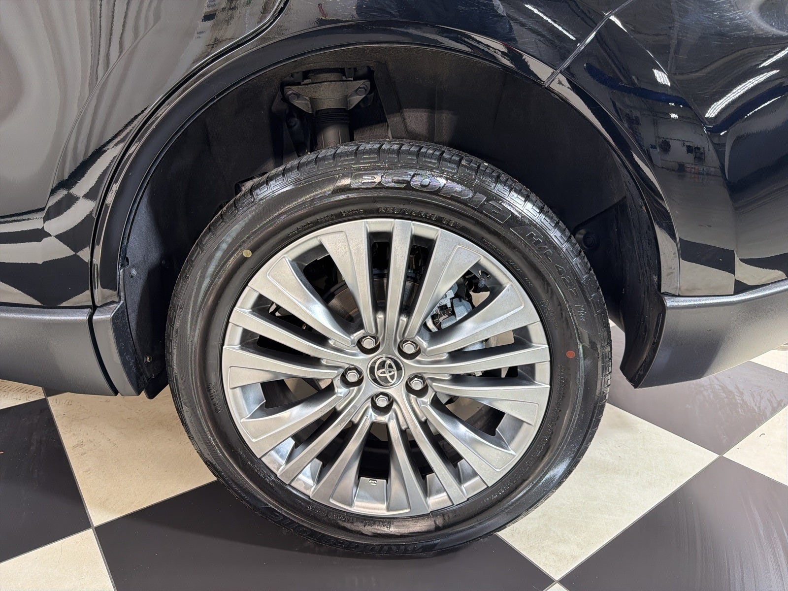 2022 Toyota Venza XLE