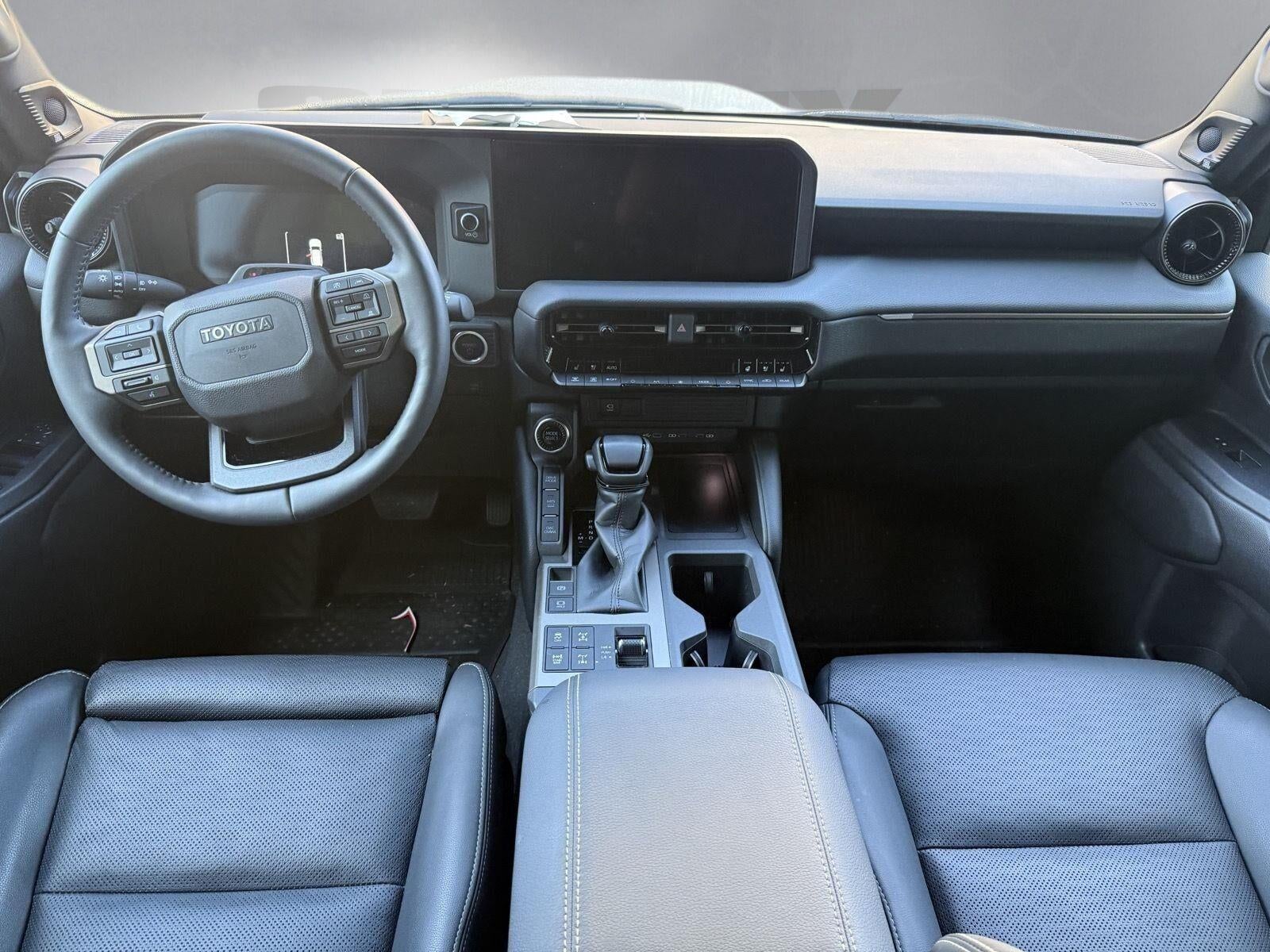2025 Toyota Land Cruiser 4WD