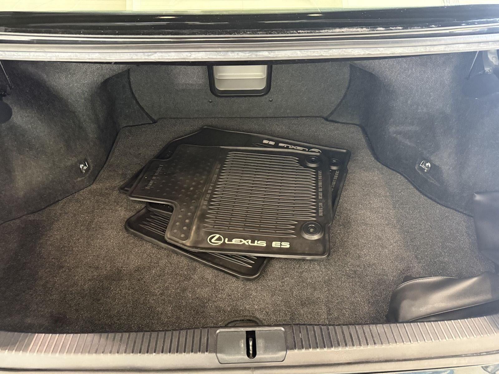 2016 Lexus ES 350 Base