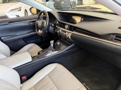 2016 Lexus ES 350 Base
