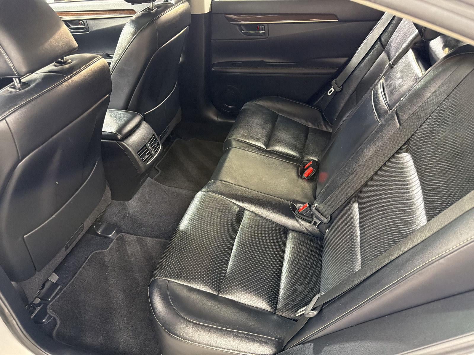 2013 Lexus ES 350 4dr Sdn