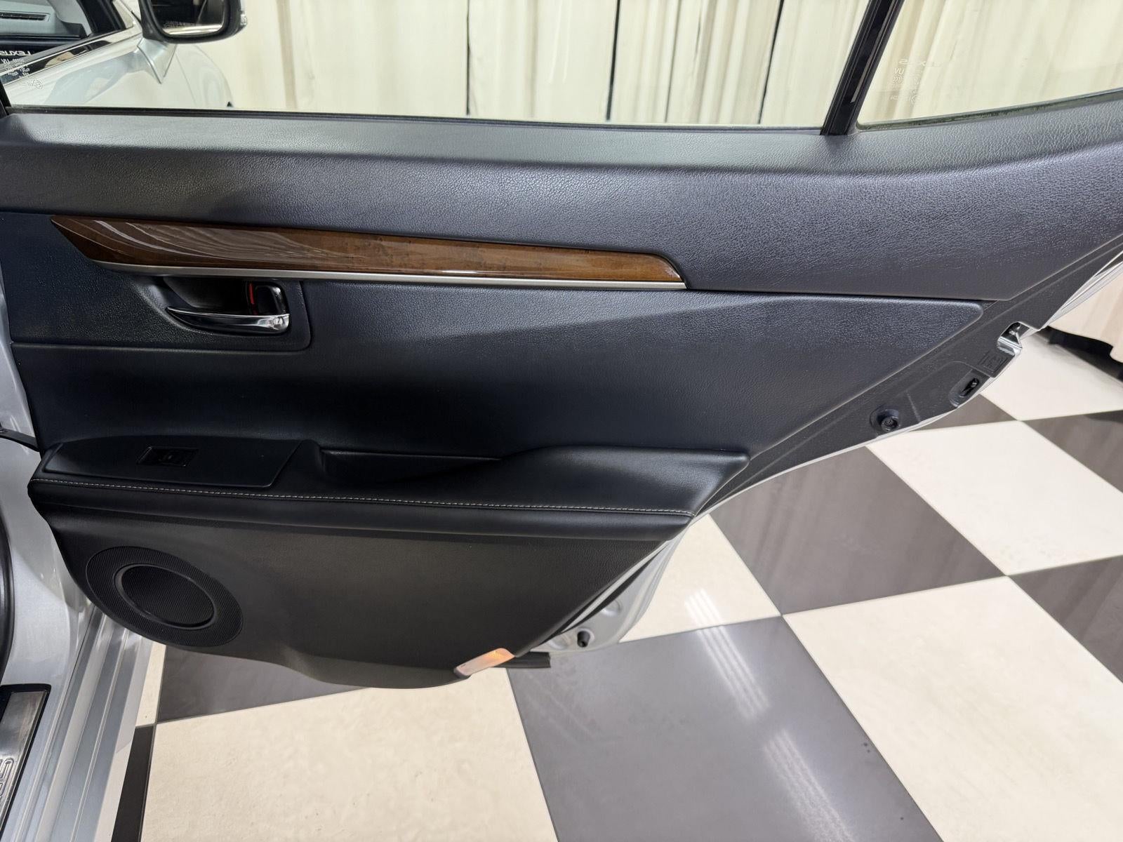 2013 Lexus ES 350 4dr Sdn