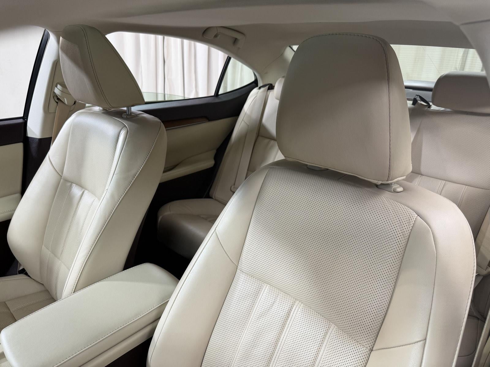 2018 Lexus Es ES 300h