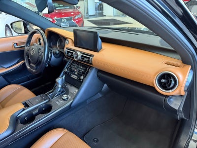 2021 Lexus IS 300