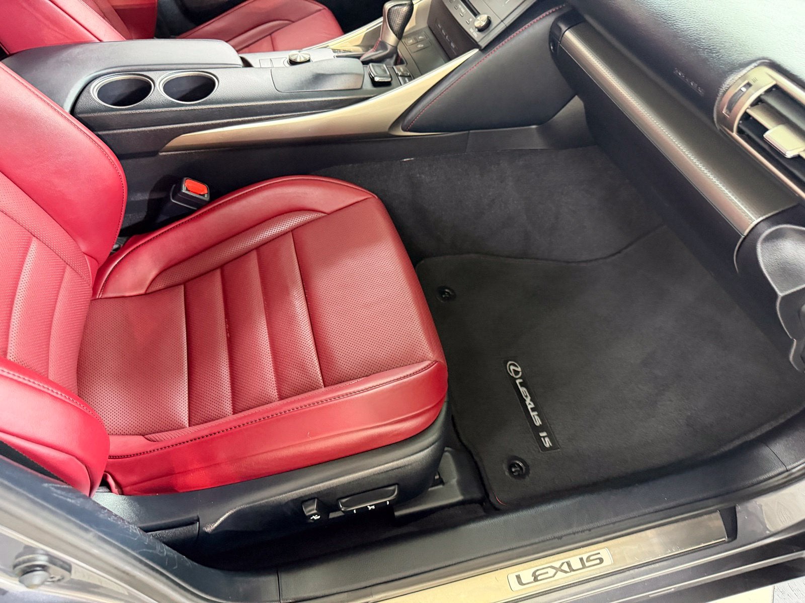2016 Lexus IS 300