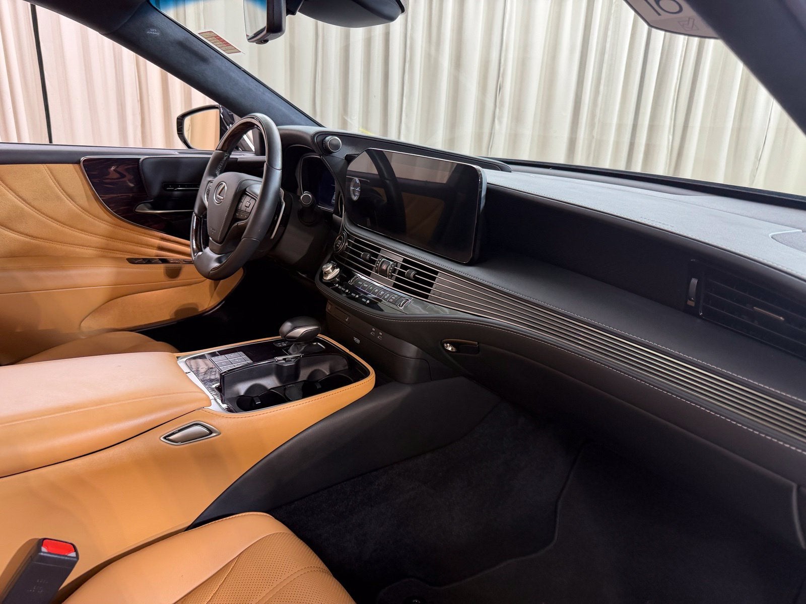 2023 Lexus LS 500 Base