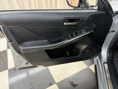 2023 Lexus IS 300