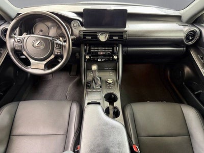 2023 Lexus IS 300