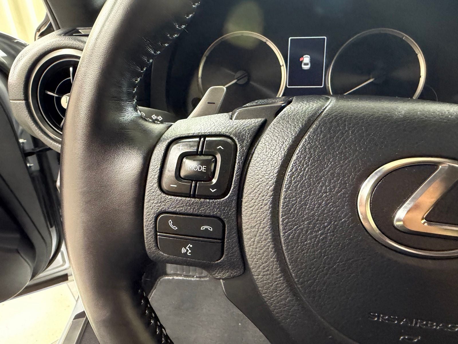 2023 Lexus IS 300