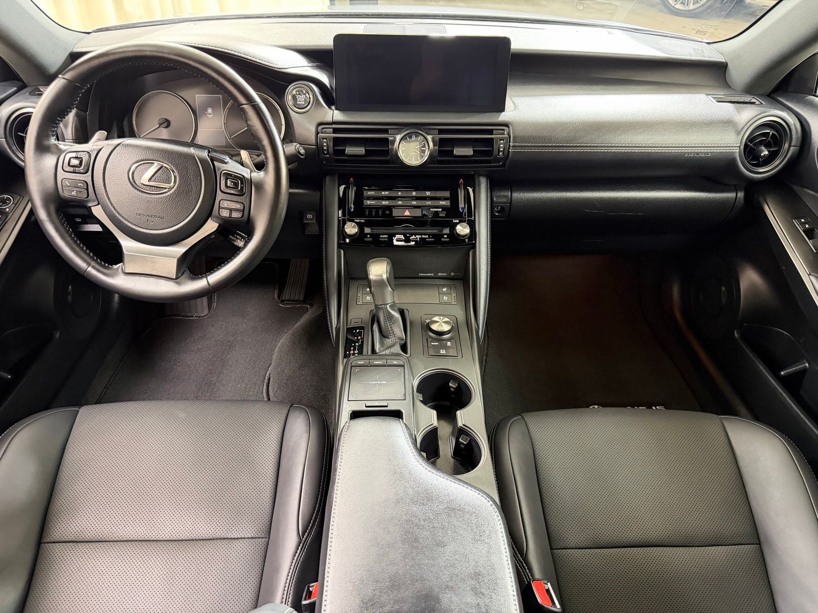 2023 Lexus IS 300