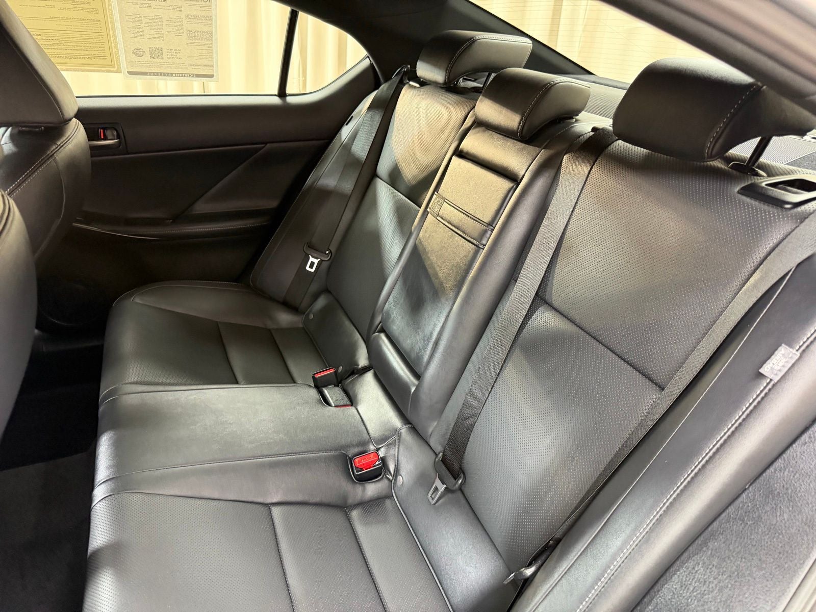 2023 Lexus IS 300