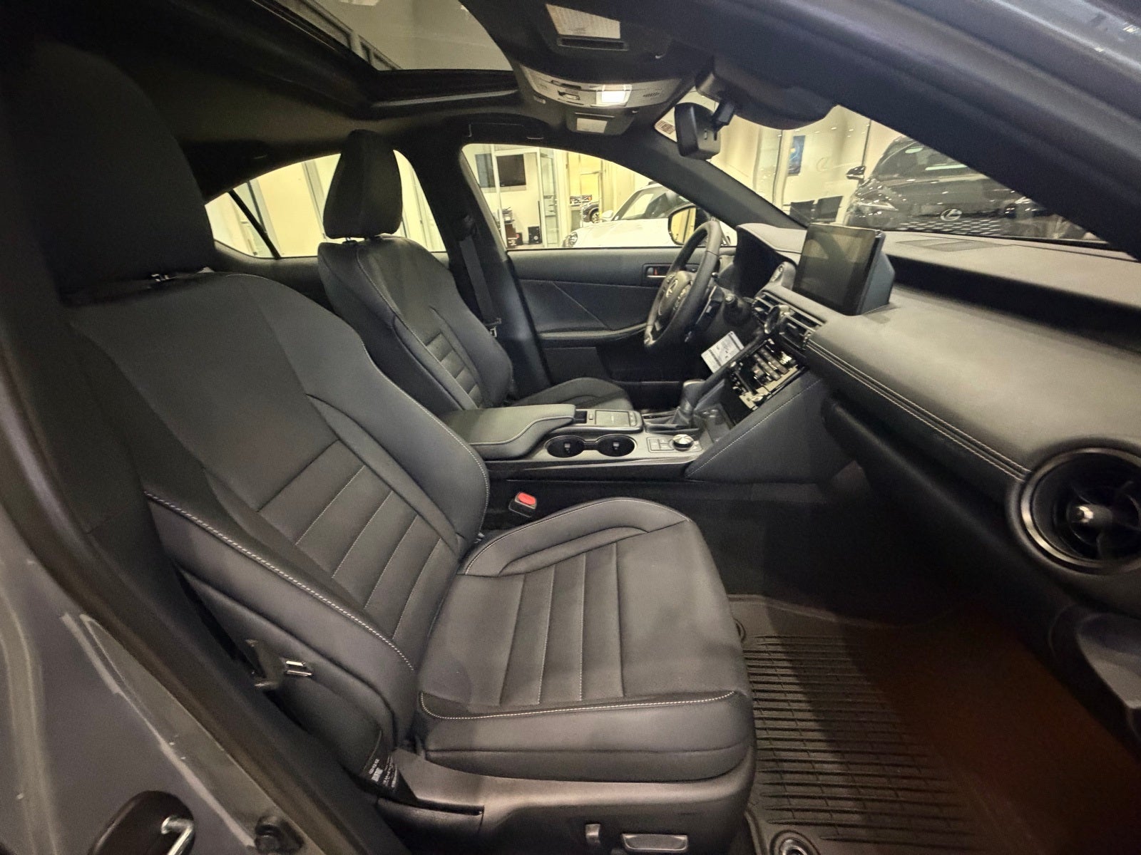 2025 Lexus IS 350 F SPORT