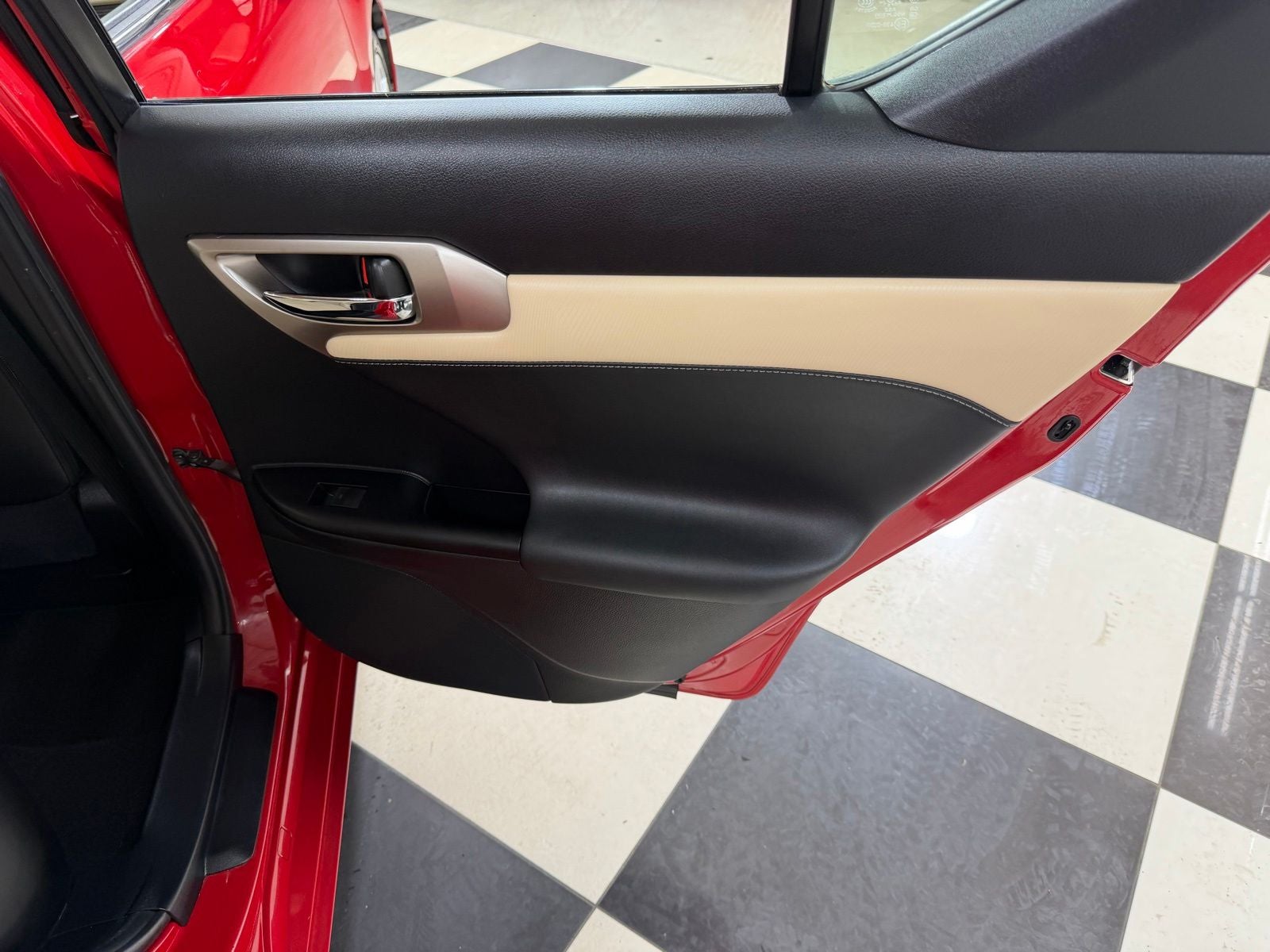 2014 Lexus CT 200h