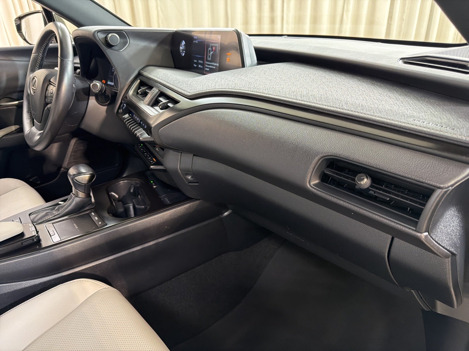 2021 Lexus UX 250h Base