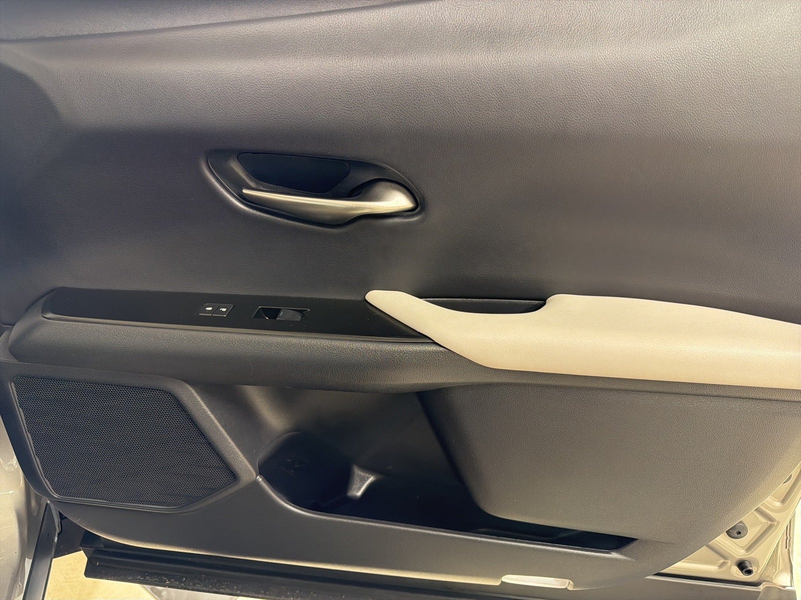 2021 Lexus UX 250h Base