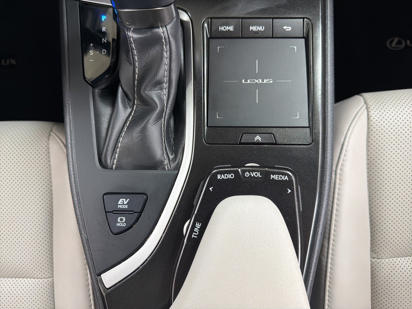 2021 Lexus UX 250h Base