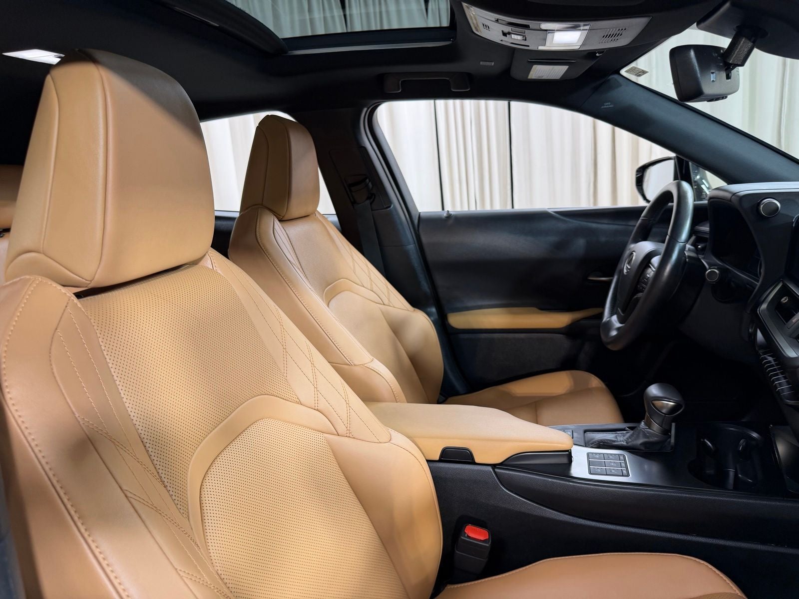 2023 Lexus UX 250h Premium
