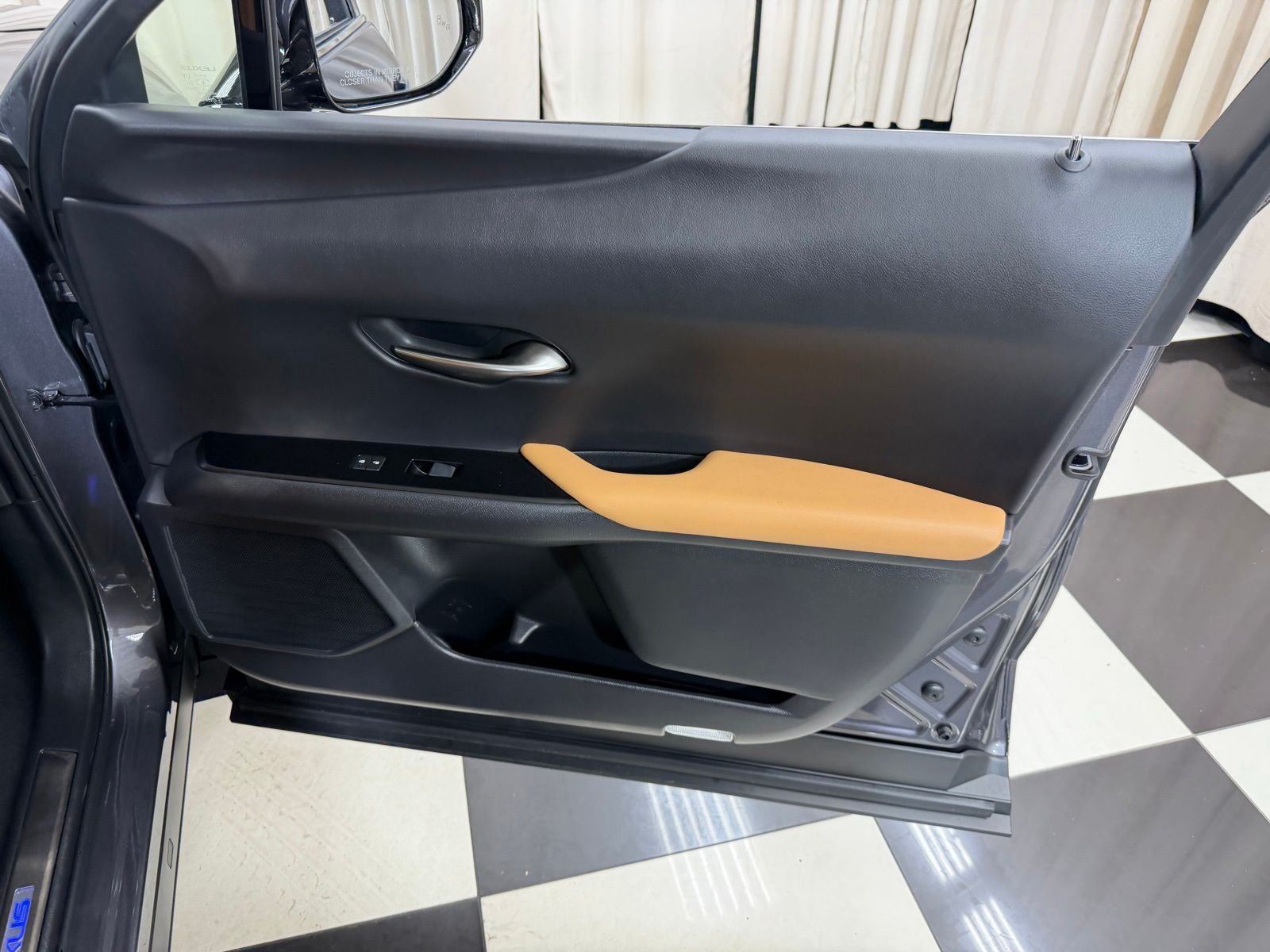 2023 Lexus UX 250h Premium