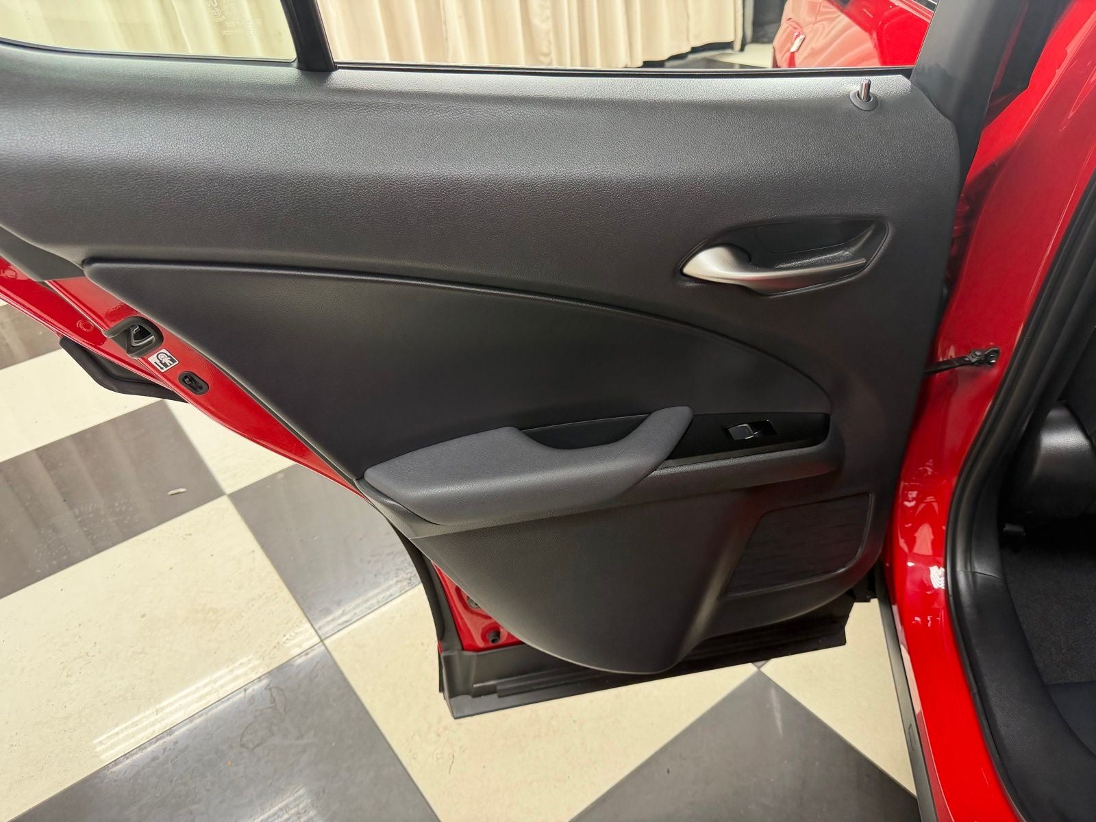 2023 Lexus UX 250h F SPORT Handling