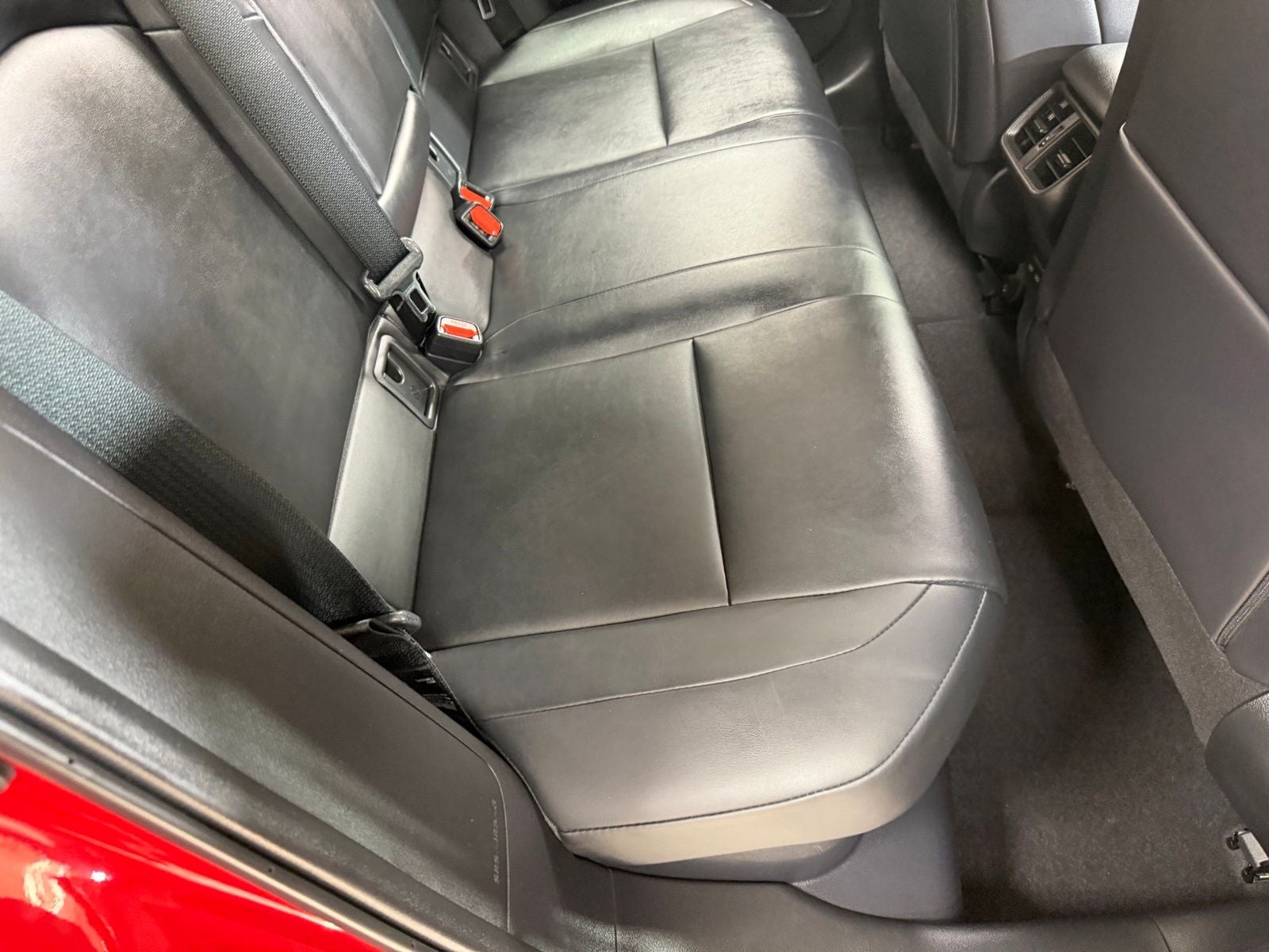 2023 Lexus UX 250h F SPORT Handling