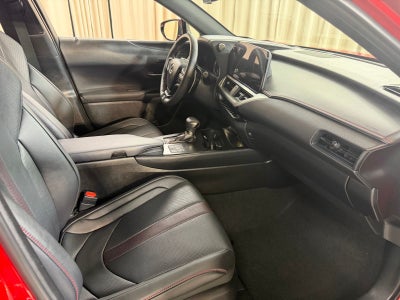 2023 Lexus UX 250h F SPORT Handling