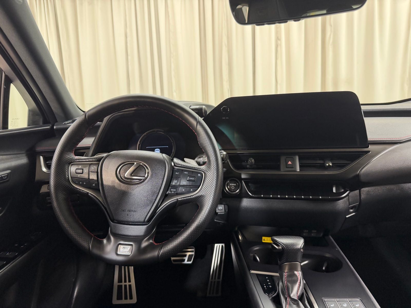 2023 Lexus UX 250h F SPORT Handling
