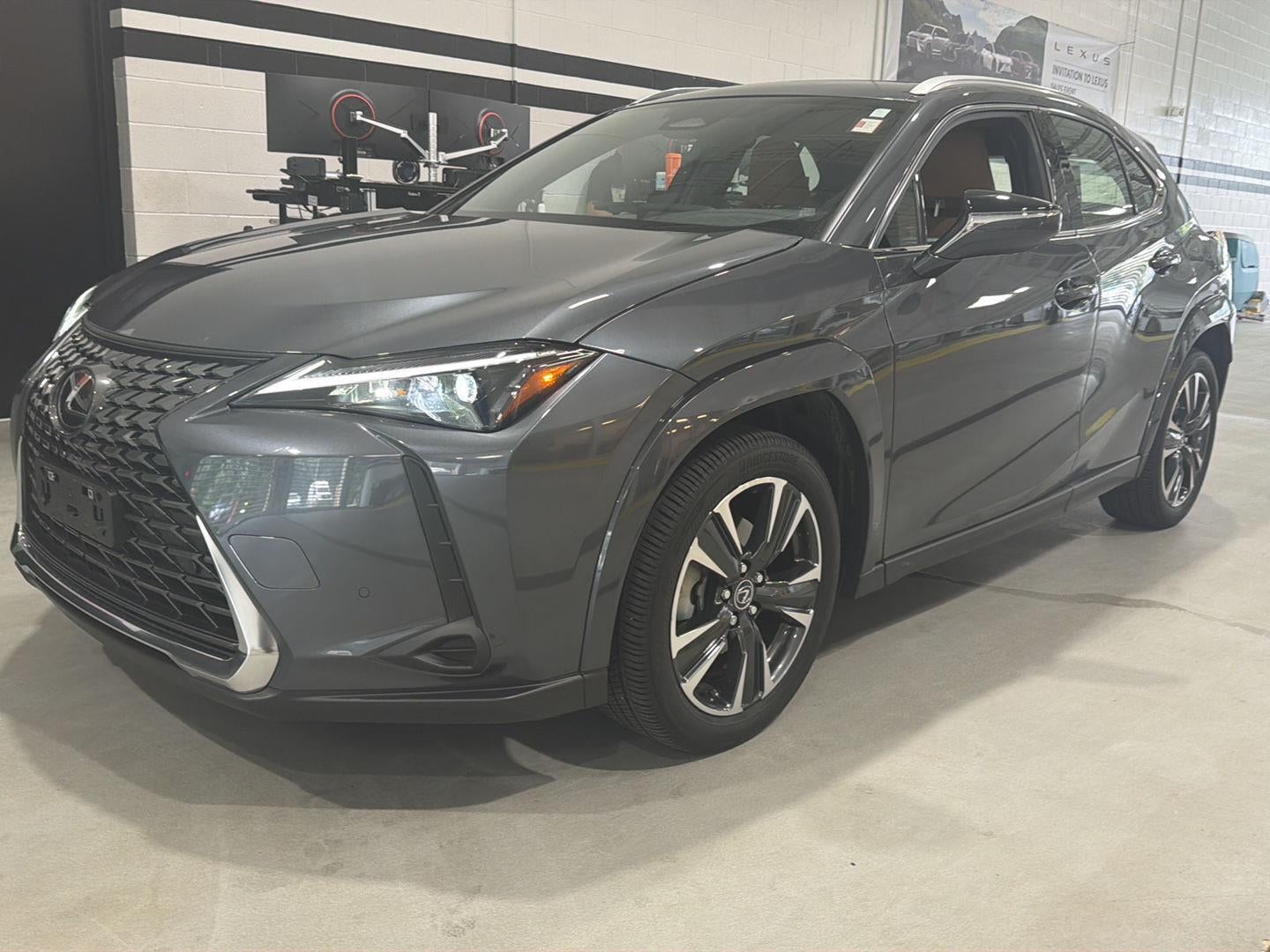 2025 Lexus UX UX 300h Premium
