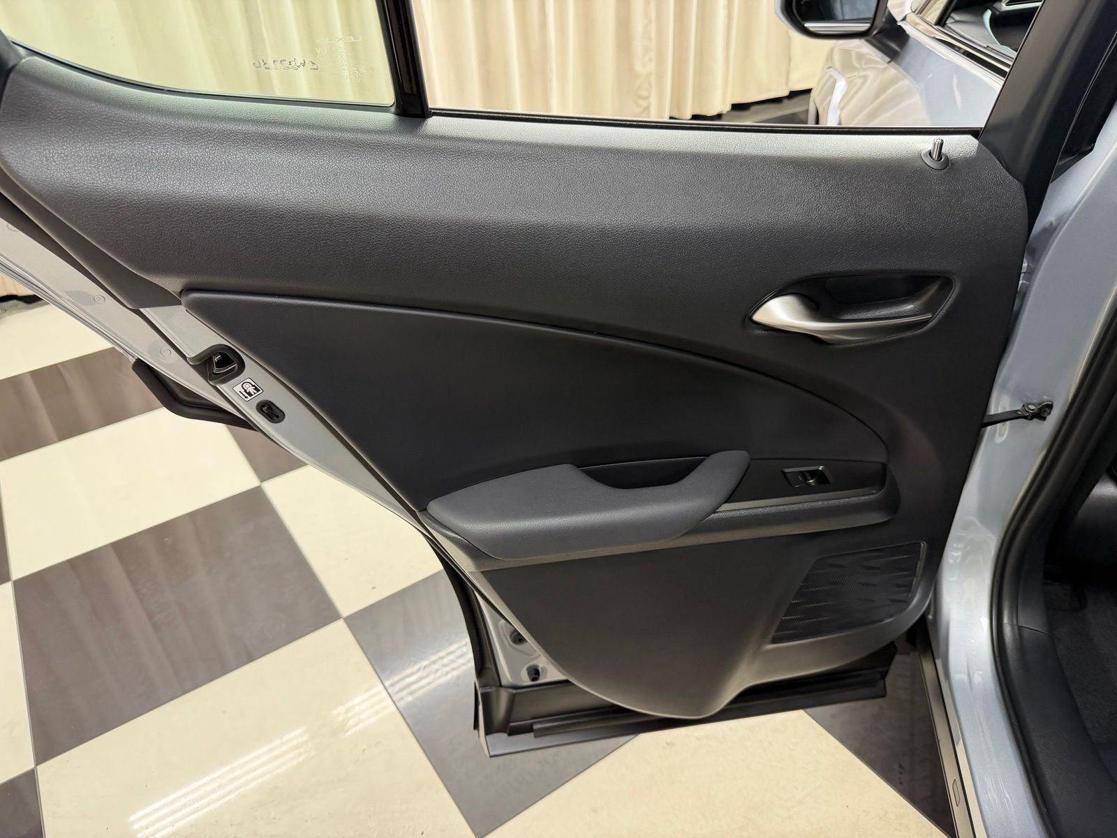 2026 Lexus UX 300h Premium