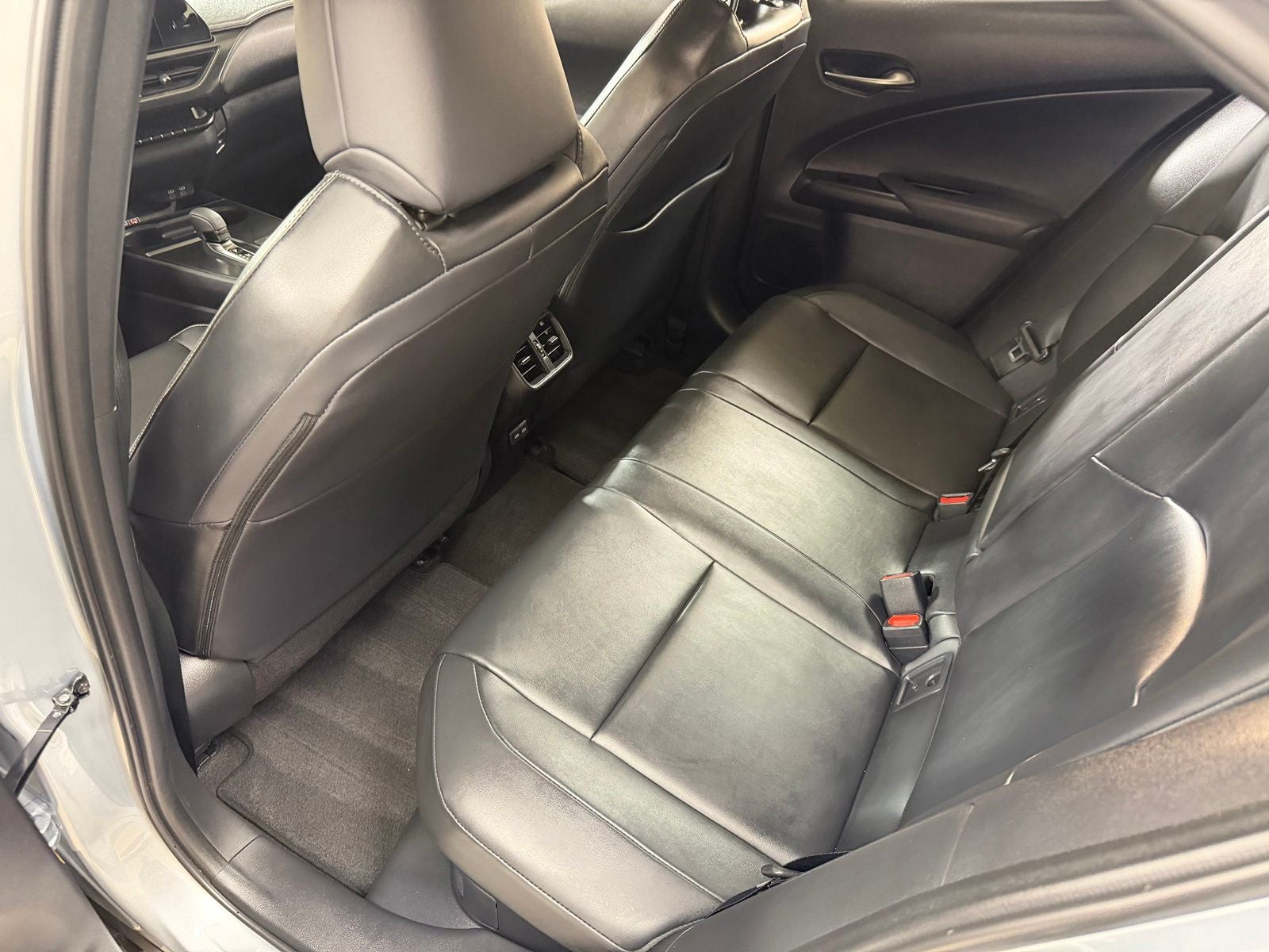 2026 Lexus UX 300h Premium