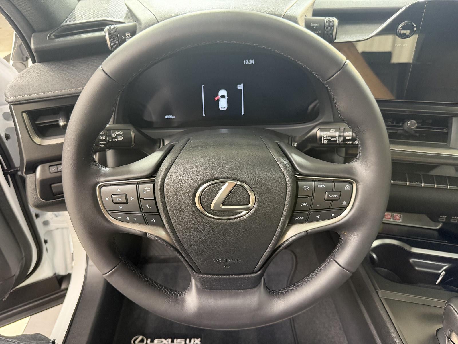 2026 Lexus UX UX 300h F SPORT Design