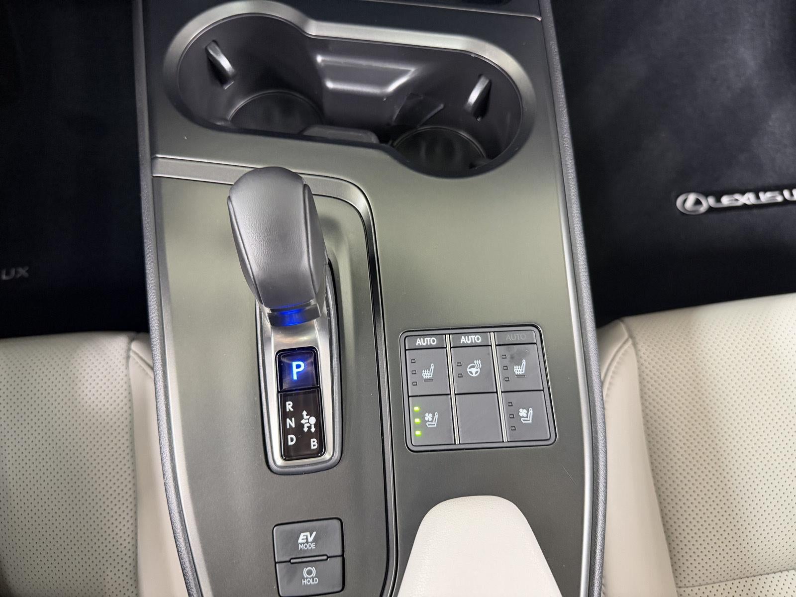 2026 Lexus UX UX 300h F SPORT Design