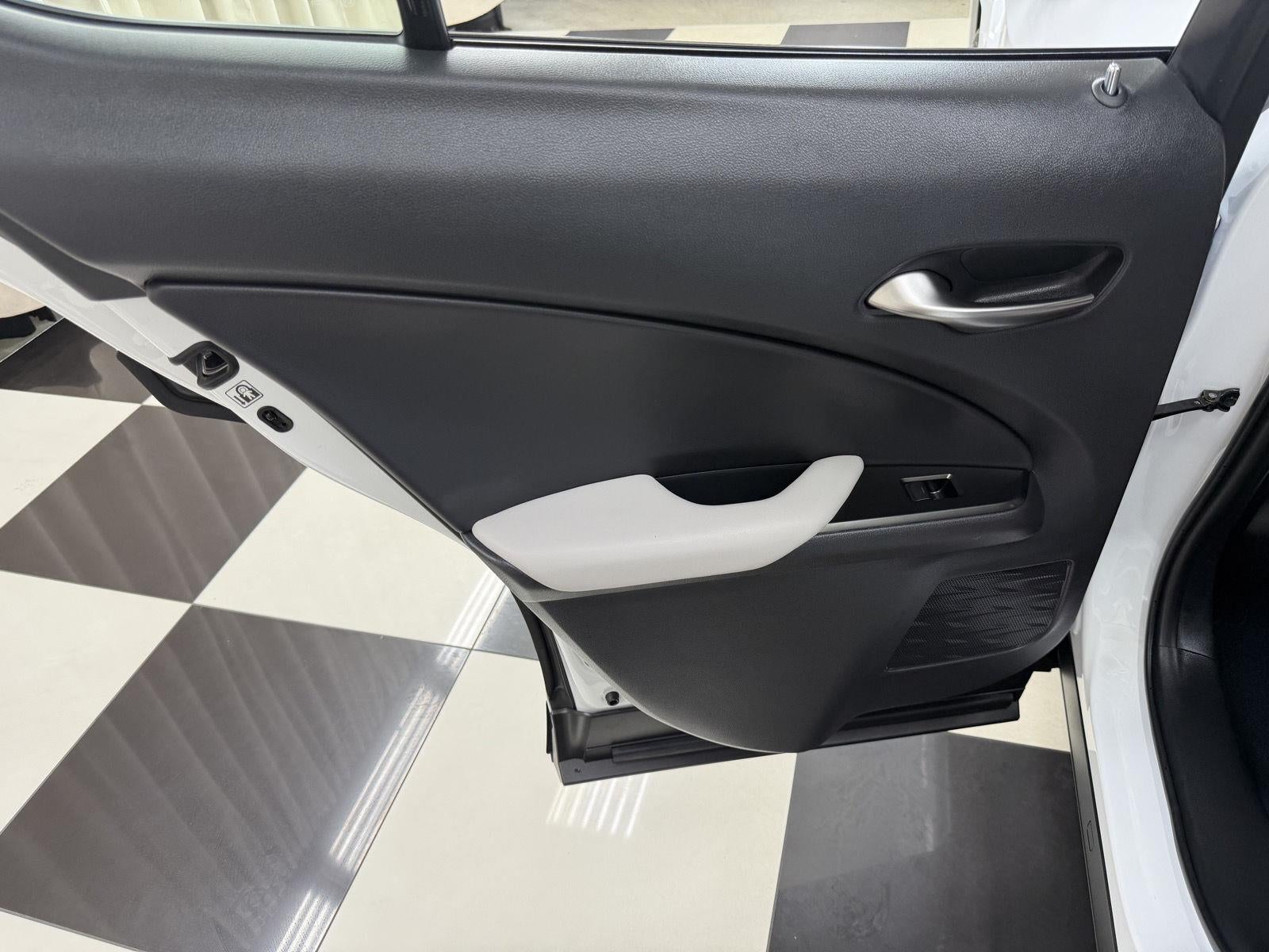 2026 Lexus UX UX 300h F SPORT Design