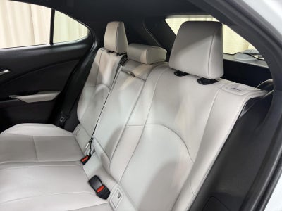2026 Lexus UX UX 300h F SPORT Design
