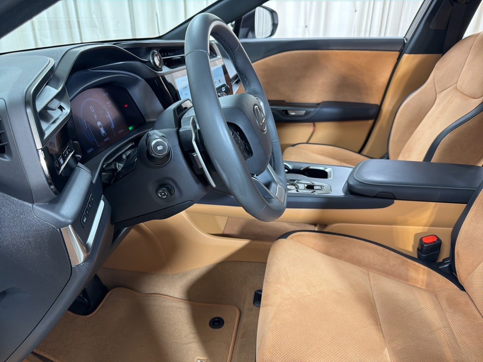 2023 Lexus RZ 450e Luxury